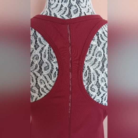 ZYIA Active Effortless Mesh Tank Top Racerback in Crandberry Size Large - Picture 6 of 10